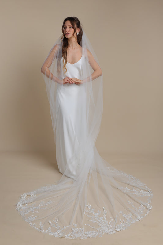 Long One Tier Bridal Veil with Floral Appliques on Train | Cathedral Wedding Veil | Elegant Lace Veil,M1102